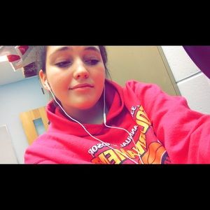 Meet your Posher, Ariel