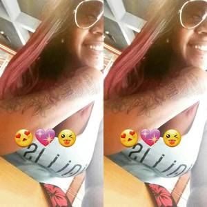 Meet your Posher, Reniya