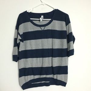 Navy & Gray Aeropostale ribbed sweater