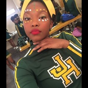 Meet your Posher, Cameron