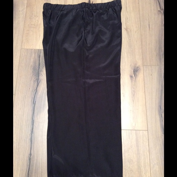 WAYF Pant - Picture 2 of 4