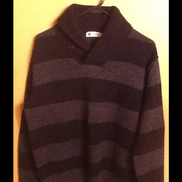 Men's shawl collar sweater