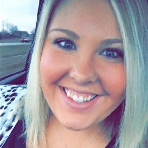 Meet your Posher, Kara