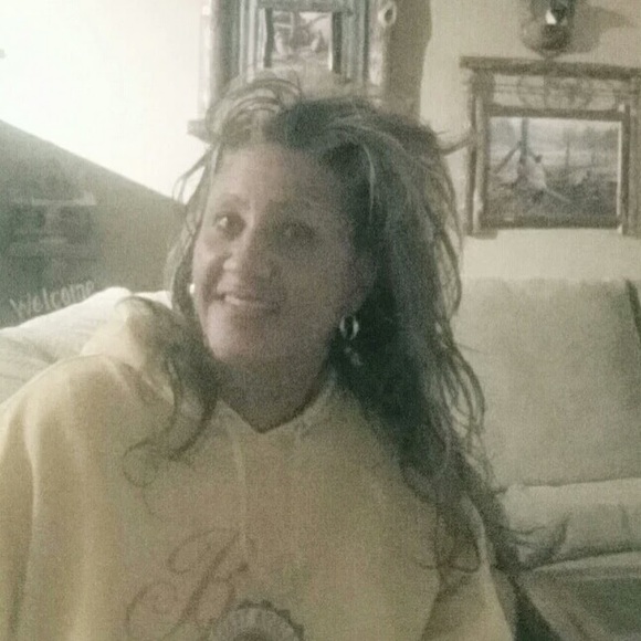 Meet your Posher, Krissy - Picture 1 of 1