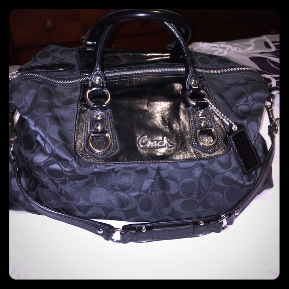 Authentic Coach Ashley Signature Large Convertible