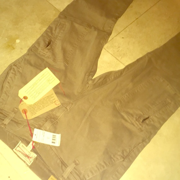 Current elliot the flat pocket cargo jeans