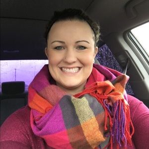 Meet your Posher, Taylor