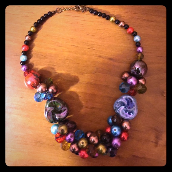 Chunky necklace.