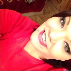 Meet your Posher, Crystal