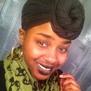 Meet your Posher, Tiffonique