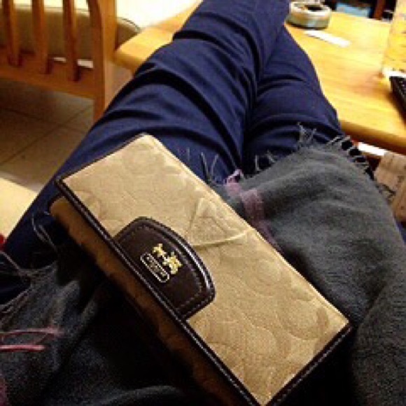 ISO of this coach wallet