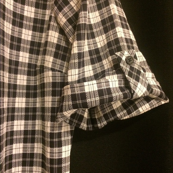 Checkered button up blouse - Picture 2 of 4