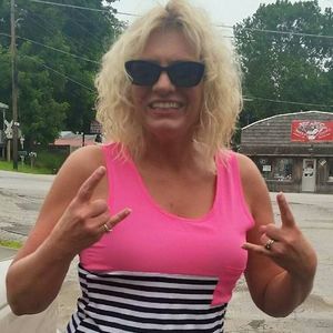 Meet your Posher, Kelli