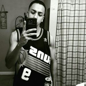 Meet your Posher, Tony