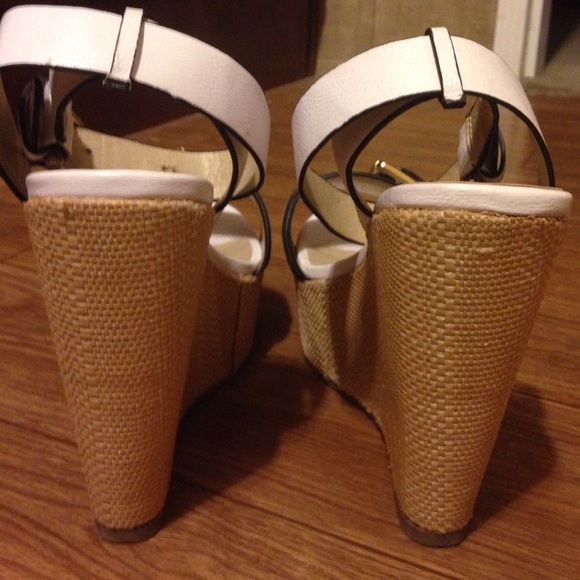 Wedge sandals - Picture 4 of 4