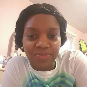 Meet your Posher, Epris