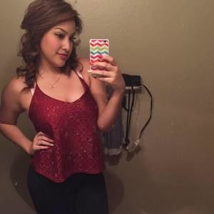 Meet your Posher, Roxana