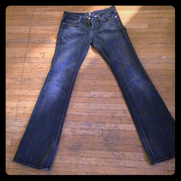 7 for all mankind