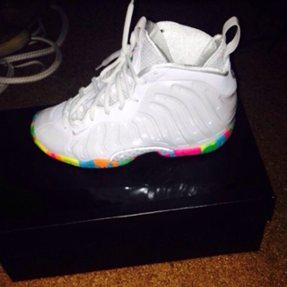 Nike foams
