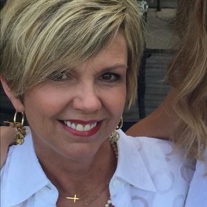 Meet your Posher, Kelli