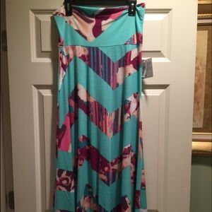 LuLaRoe Maxi Skirt Medium