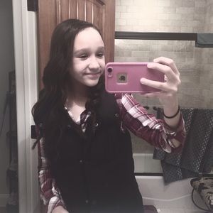 Meet your Posher, Lourdes