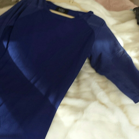 Dash sweater by the Kardashians - Picture 3 of 8