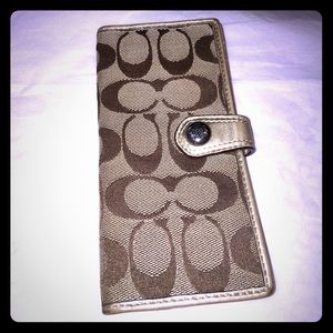 Coach wallet