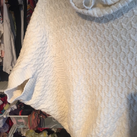 Sweater - Picture 3 of 3