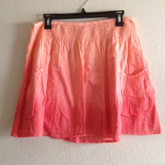 17 inch, elastic waist skirt