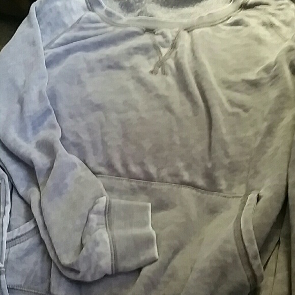 Pullover - Picture 3 of 3