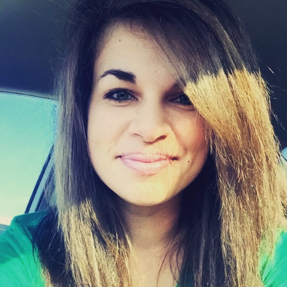 Meet your Posher, Brittany