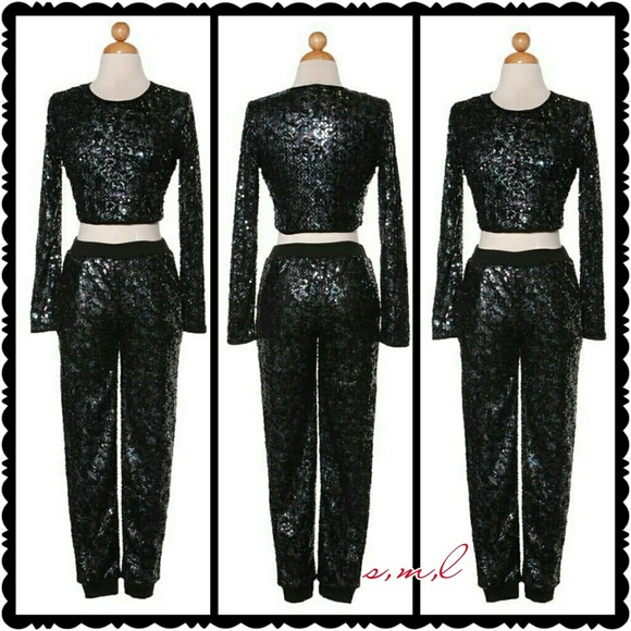 Set - Picture 1 of 1