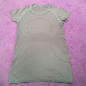 Lululemon swiftly tech scoop neck shirt