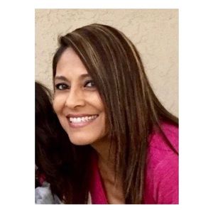 Meet your Posher, Elaine