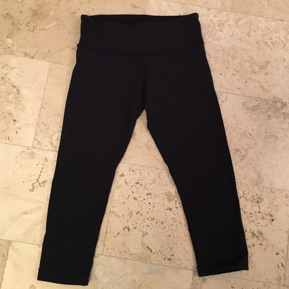 Lululemon reversible wunder under capris