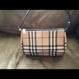 Burberry purse