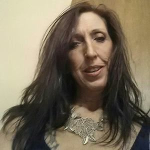 Meet your Posher, Debra