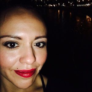 Meet your Posher, Veronica