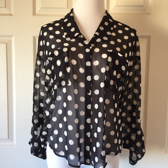 Free People Tops - FREE PEOPLE BUTTON UP BLOUSE