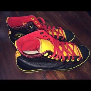 Converse black leather with red&yellow size9