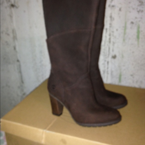 Boots - Picture 2 of 4