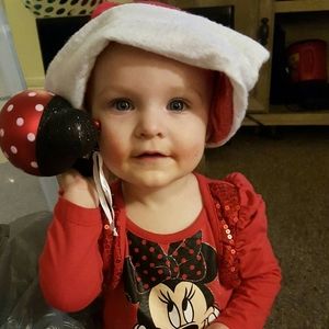 Meet your Posher, Elizabeth