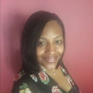 Meet your Posher, Dionne