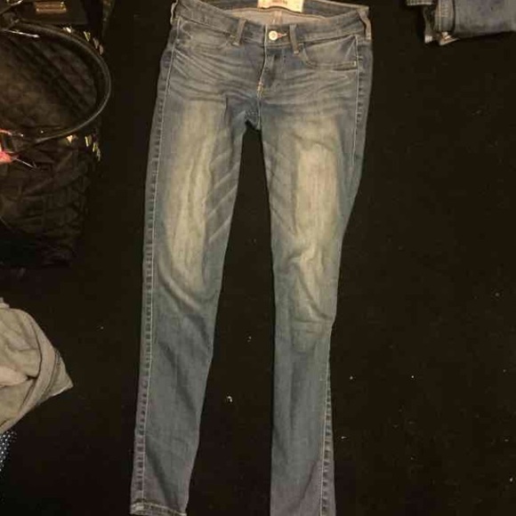 Hollister skinny jeans