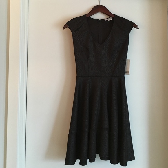 bar lll, black, snake skin print dress. Size: xs