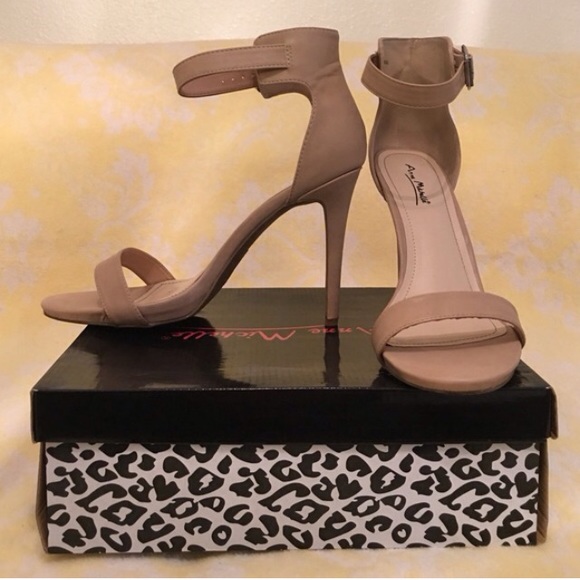 🔴Anne Michelle Ankle Strap Shoes🔴