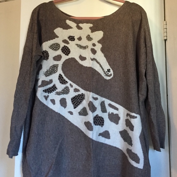 LF boat neck giraffe sweater