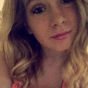Meet your Posher, Lorissa