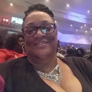 Meet your Posher, Sharon